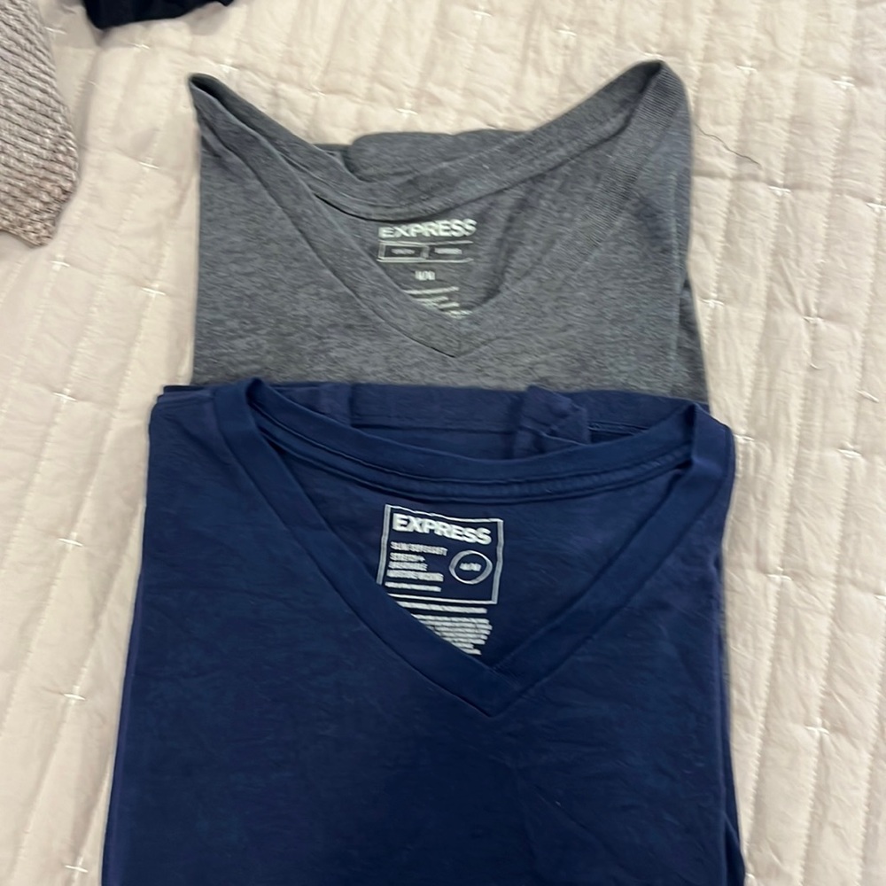 Mens express t-shirt size m